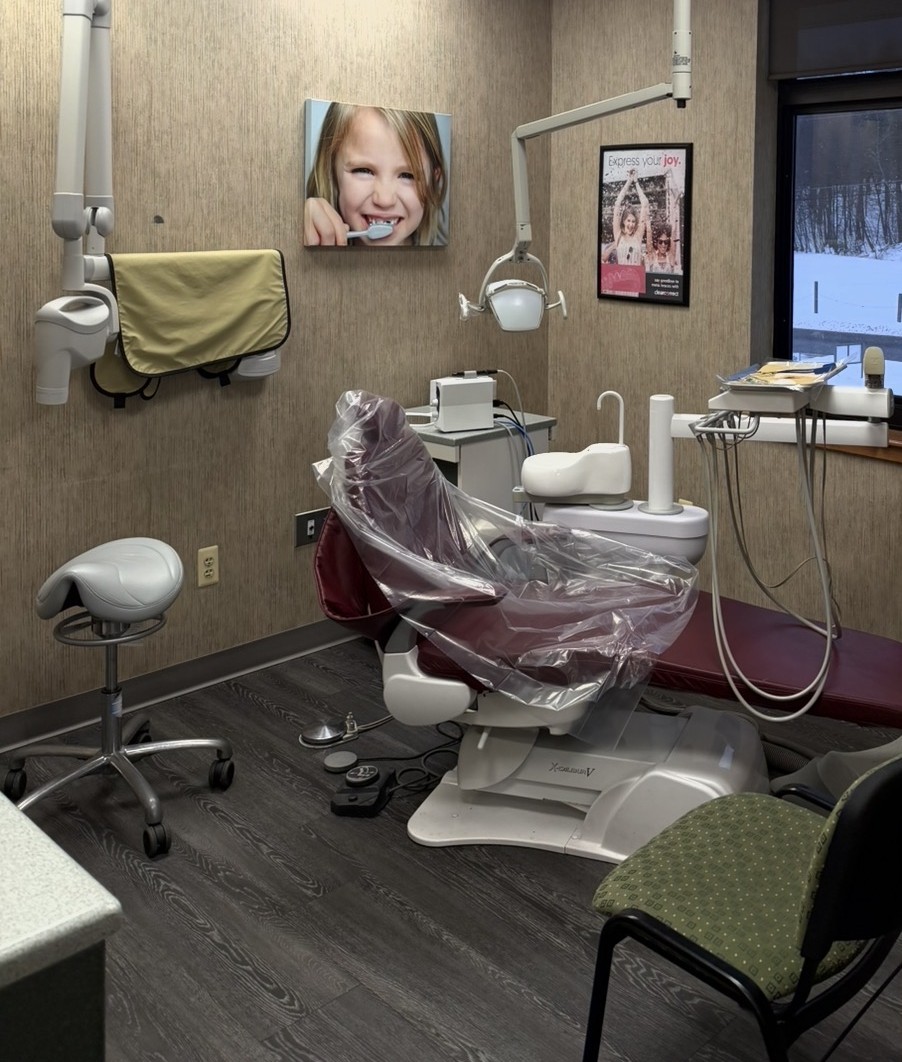 Gold Dental Office 4